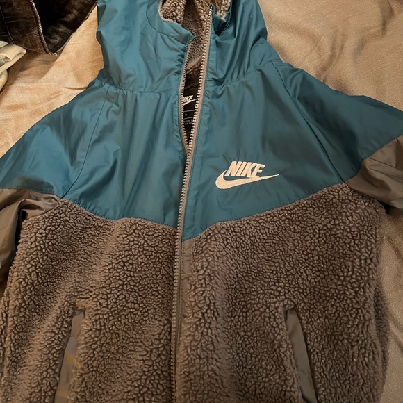 Zara denim jackets, cotton on and Nike - Picture 4 of 4